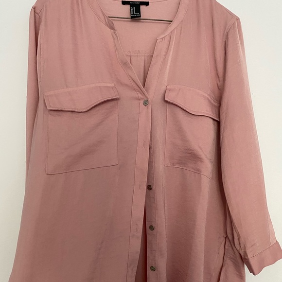 Soft and Silky button up shirt - Picture 2 of 4